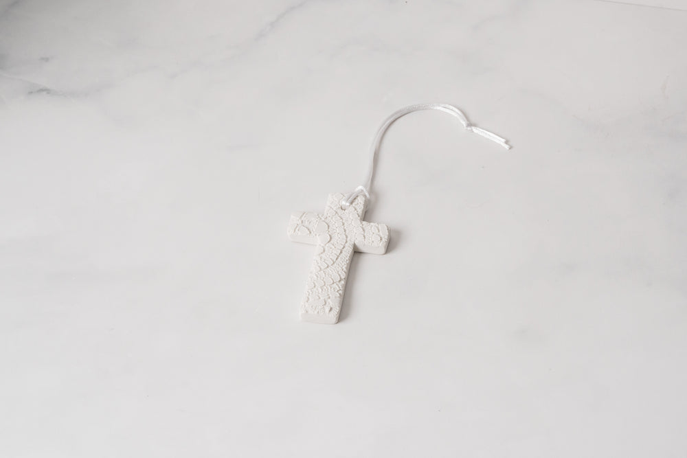 Small Textural Cross