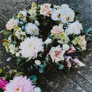 LADIES Sympathy Wreath
