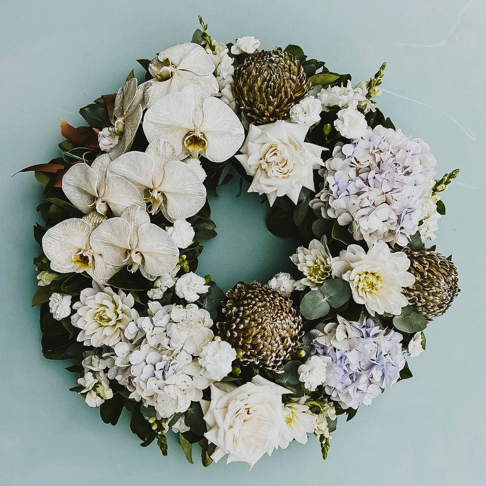 CLASSIC Sympathy Wreath